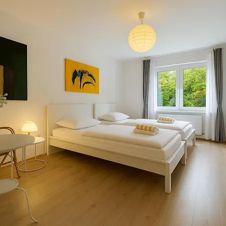 Vajagic Mit Gartenlounge! Messe, Klinikum, Krupp Krankenhaus