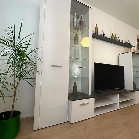 Vajagic Mit Gartenlounge! Messe, Klinikum, Krupp Krankenhaus Lejlighed